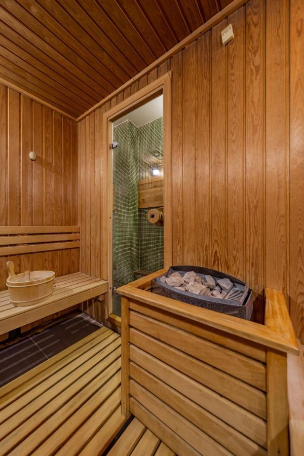 City Code Spa Belgrade Extérieur photo